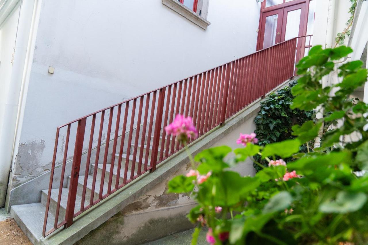 דירות אגר Carlone House מראה חיצוני תמונה